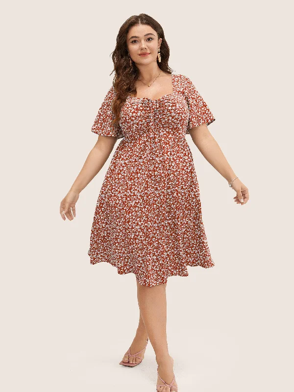 Ditsy Floral Ruched Pocket Flutter Drawstring Knee Dress