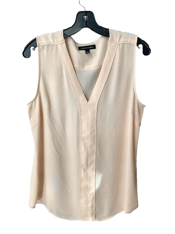 Top Sleeveless By Banana Republic In Peach, Size: M