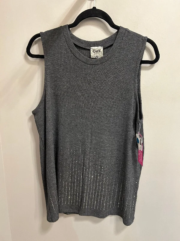 Top Sleeveless By Vocal In Grey, Size: 1x