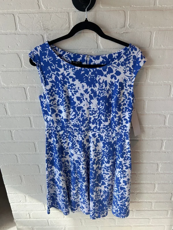 Dress Casual Short By Talbots In Blue & White, Size: Mp